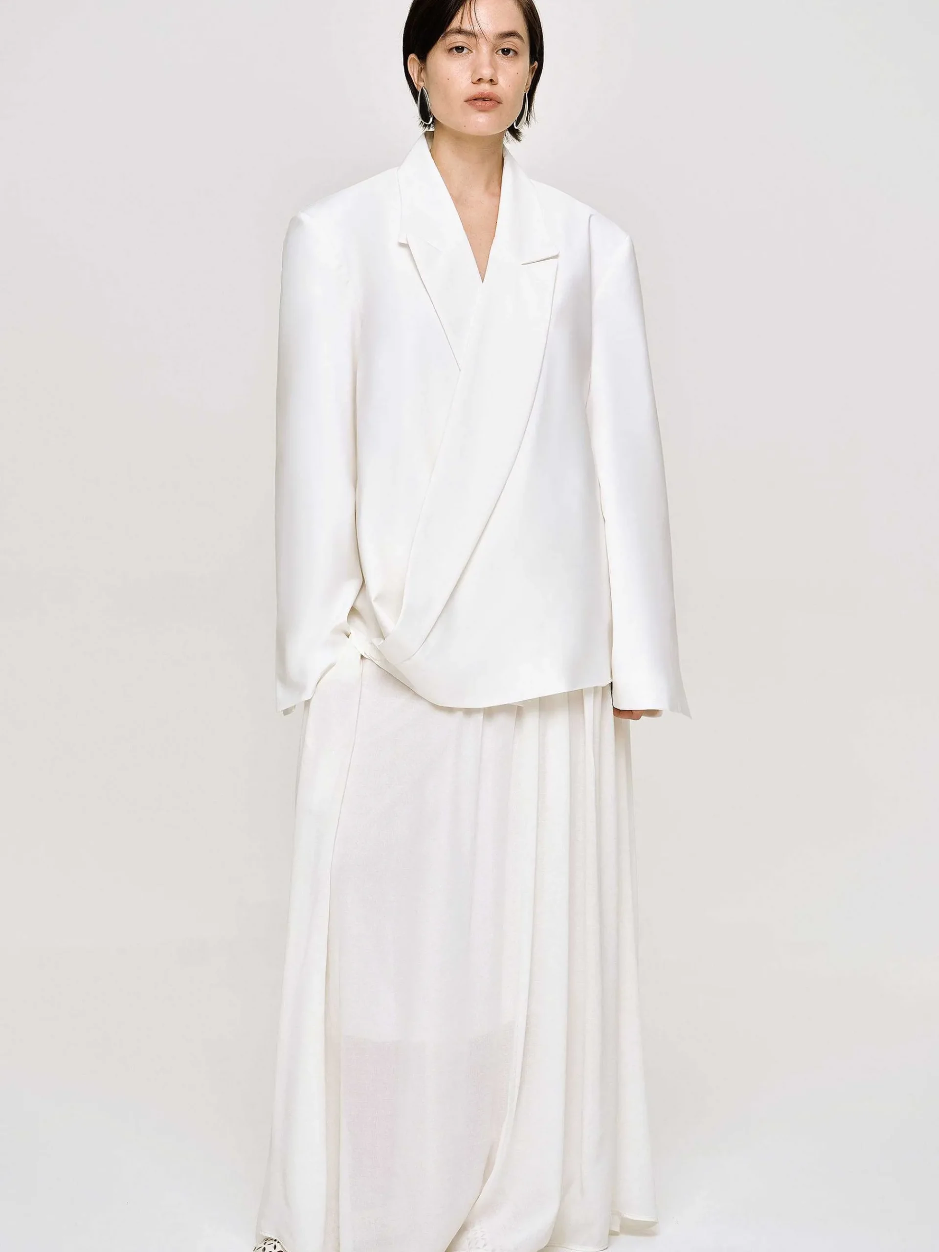 Source Unknown Accessoires-Baia Boxy Wrap Blazer, Blanc