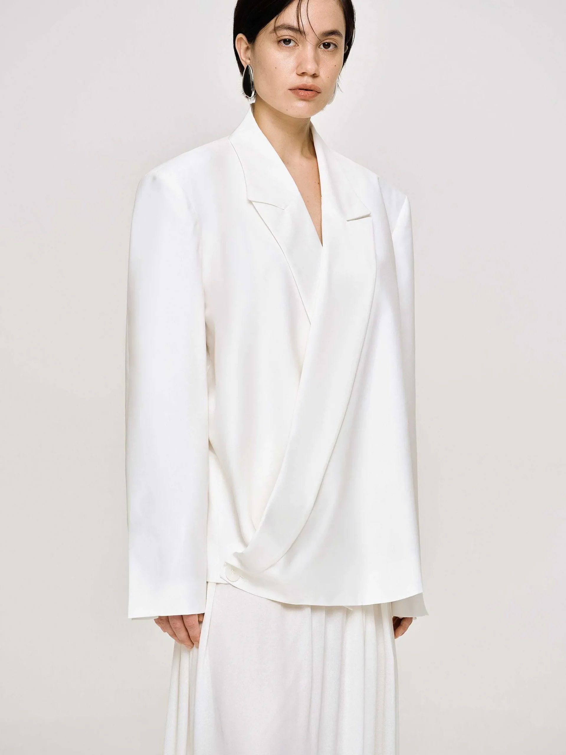 Source Unknown Accessoires-Baia Boxy Wrap Blazer, Blanc