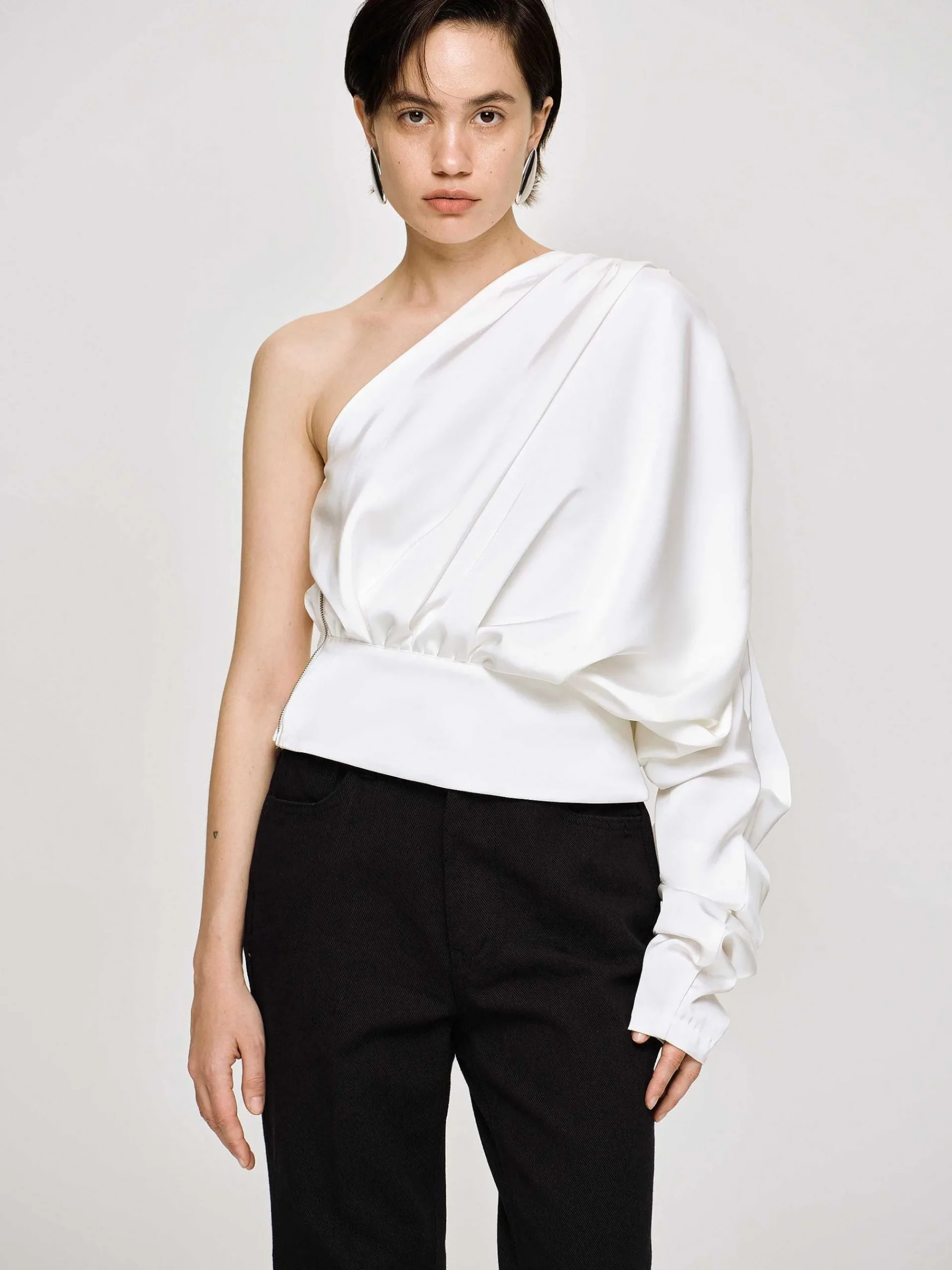 Source Unknown Vêtements-Chemisier A Une Epaule, Blanc