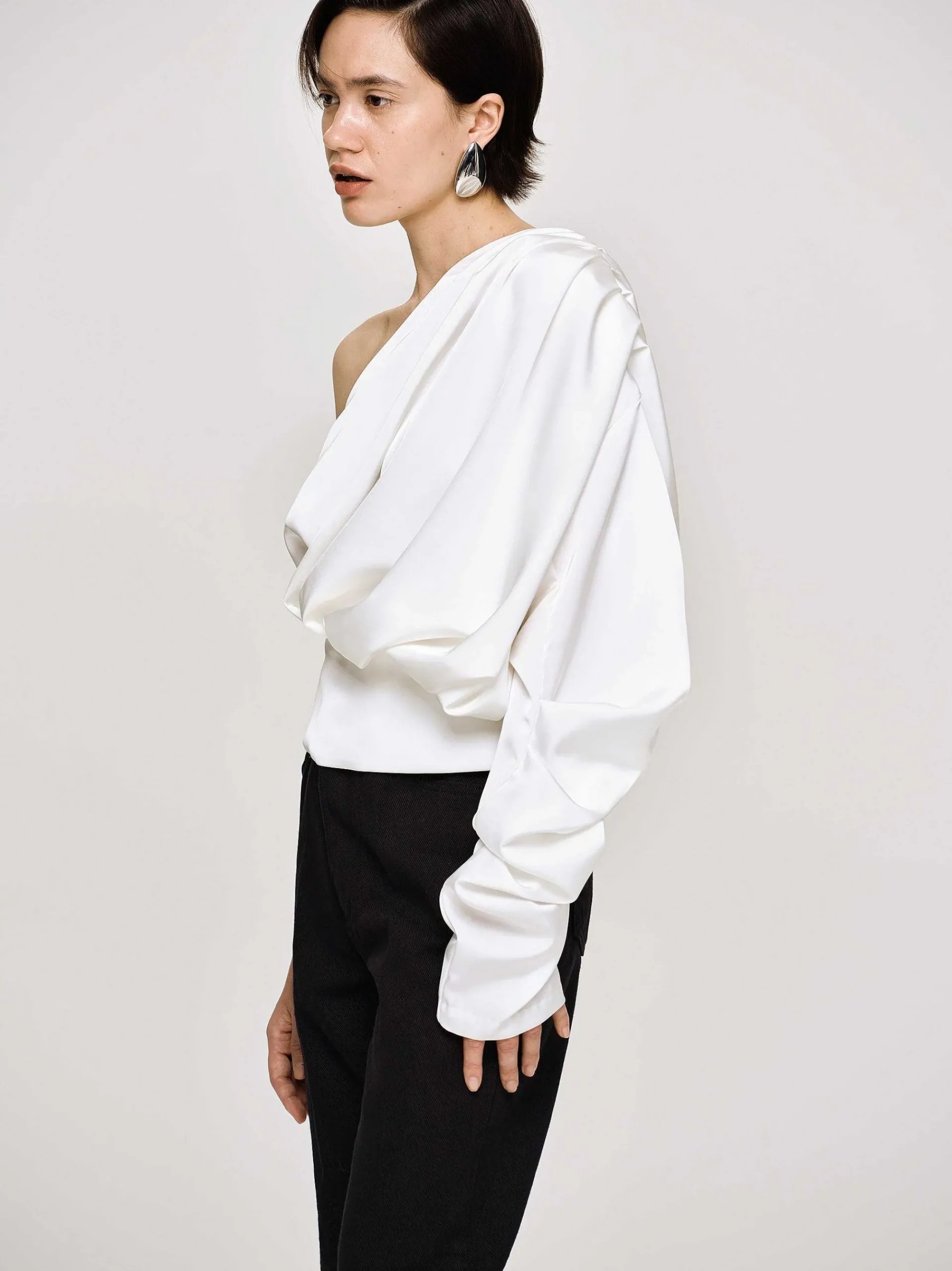 Source Unknown Vêtements-Chemisier A Une Epaule, Blanc