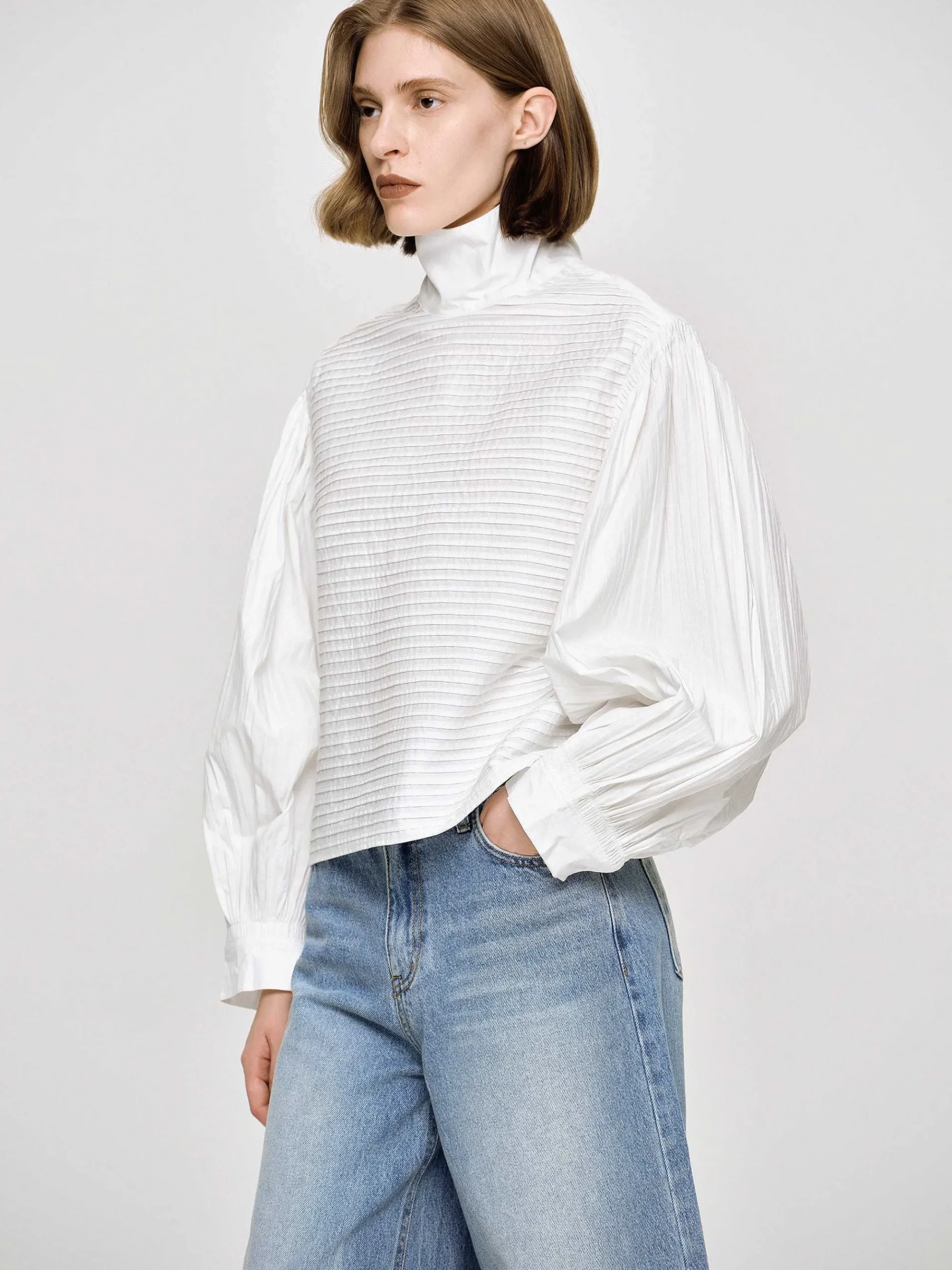 Source Unknown Vêtements-Chemisier Erza Volume, Blanc