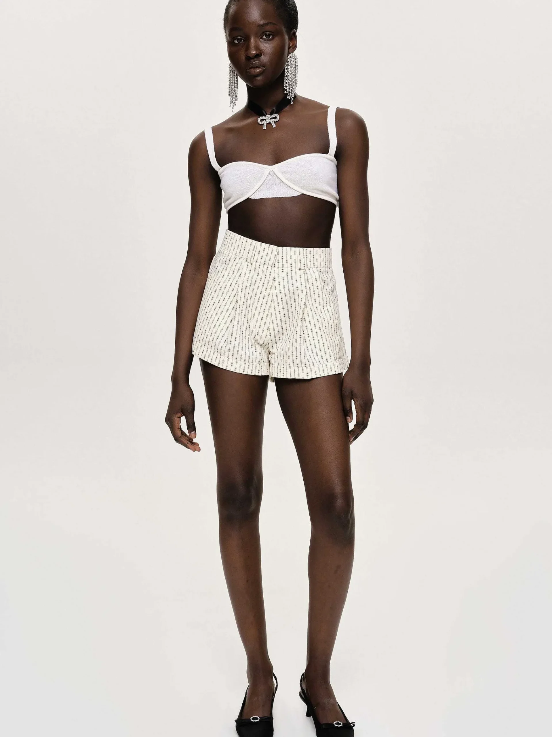 Source Unknown Vêtements-Micro Short Fleuri, Ivoire