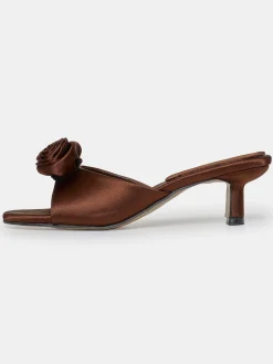 Source Unknown Chaussures Et Sacs-Mules En Satin Avec Appliques Roses, Chocolat