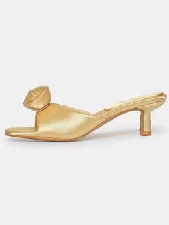 Source Unknown Chaussures Et Sacs-Mules En Satin Avec Appliques Roses, Babeurre