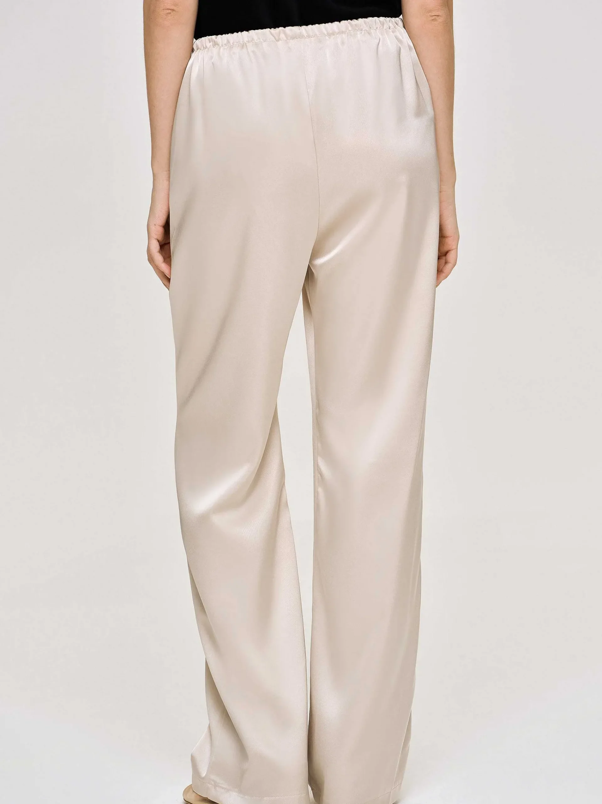Source Unknown Accessoires-Pantalon En Crepe Satine, Champagne