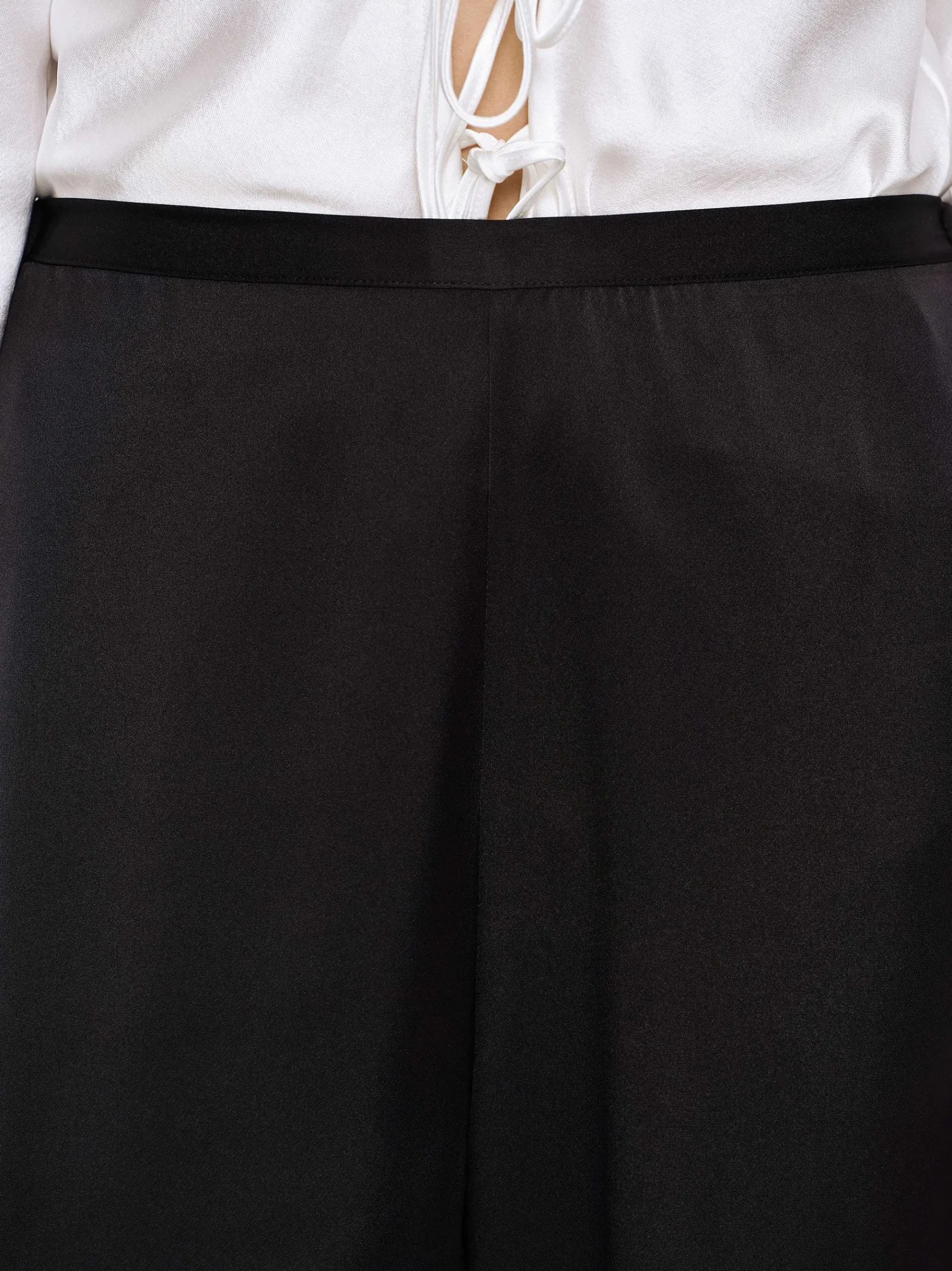 Source Unknown Accessoires-Pantalon En Crepe Satine, Noir