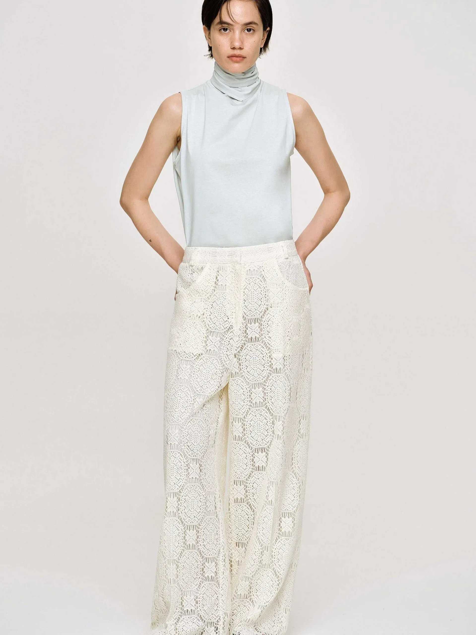 Source Unknown Bas-Pantalon Large Au Crochet Sevilla, Ecru
