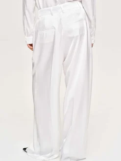 Source Unknown Bas-Pantalon Taiamo Fluide Satin, Blanc