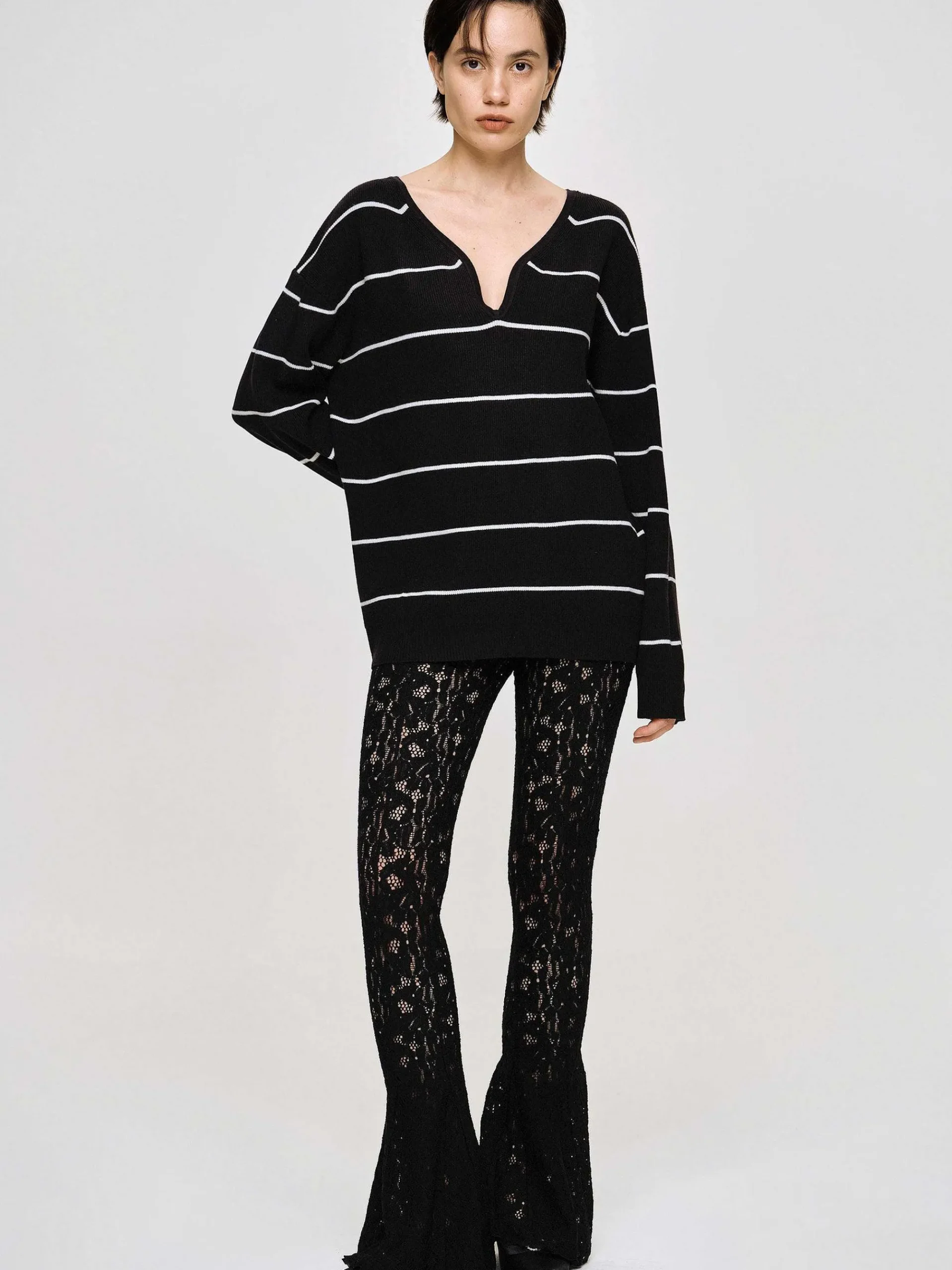 Source Unknown Tricots-Pull A Col En V Profond, Noir