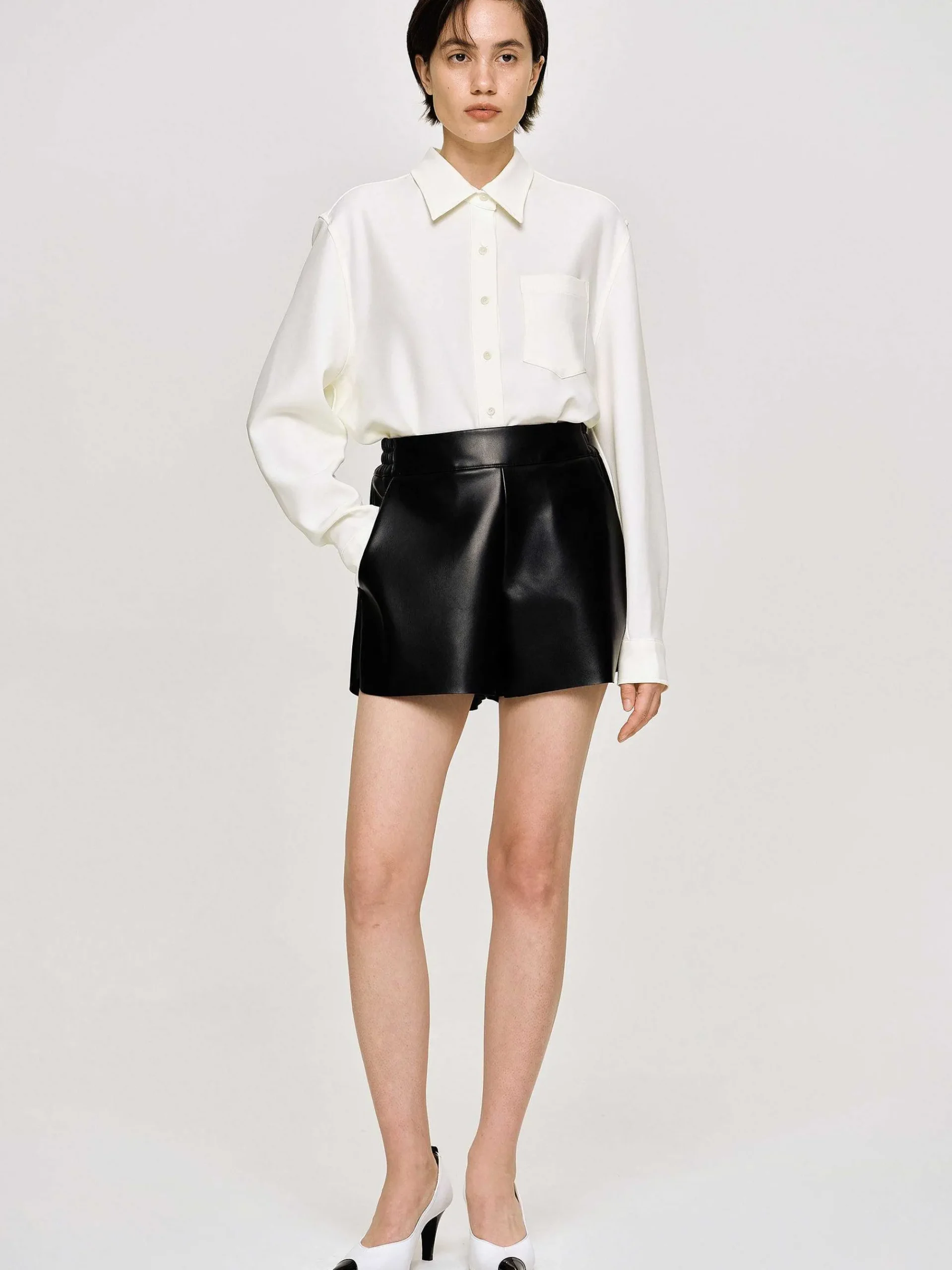 Source Unknown Accessoires-Short En Similicuir, Noir