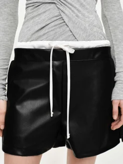 Source Unknown Vêtements-Short Superpose En Similicuir, Noir